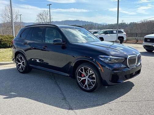 Carbon Black Metallic 2023 BMW X5 xDrive40i