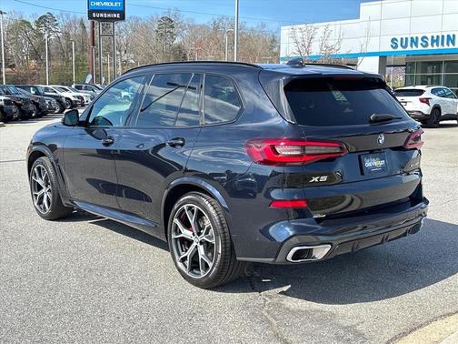 Carbon Black Metallic 2023 BMW X5 xDrive40i