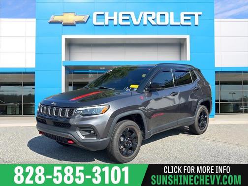 Granite Crystal Clearcoat Metallic 2023 Jeep Compass Trailhawk