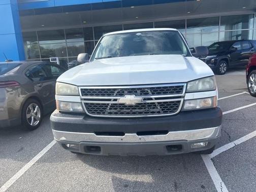 2005 Chevrolet Silverado 2500 LS H/D Extended Cab