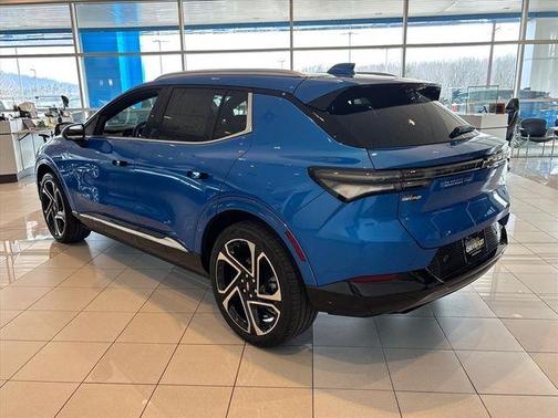 2026 Chevrolet Equinox EV LT 2