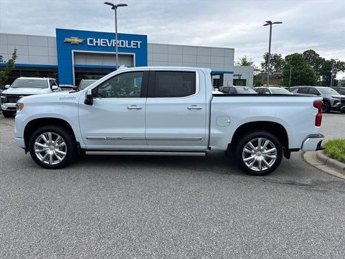 Polar White 2026 Chevrolet Silverado 1500 High Country