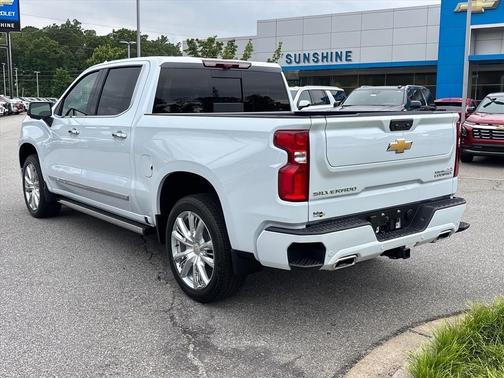 Polar White 2026 Chevrolet Silverado 1500 High Country