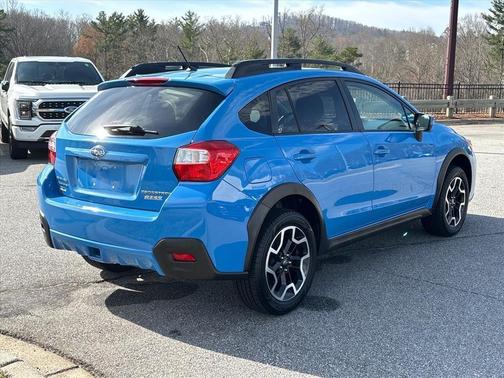 Hyper Blue 2016 Subaru Crosstrek 2.0i Premium