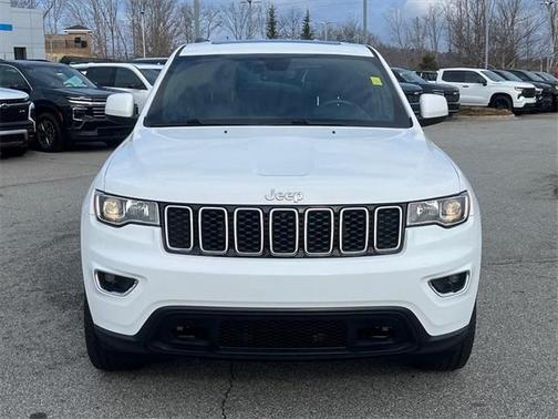 2020 Jeep Grand Cherokee Laredo