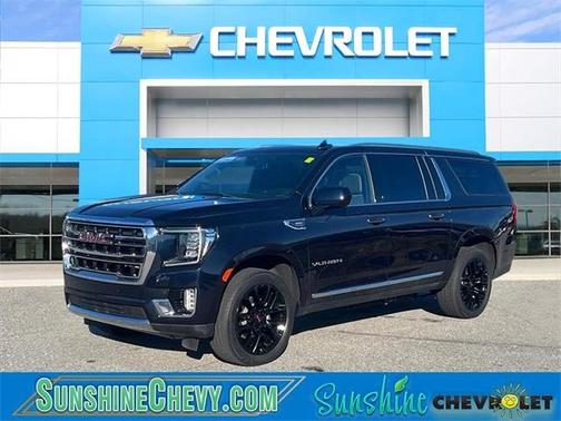 2023 GMC Yukon XL SLT