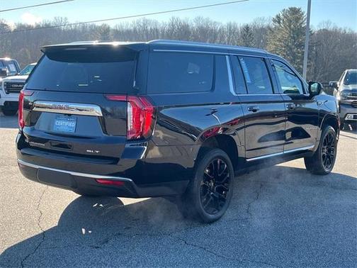2023 GMC Yukon XL SLT