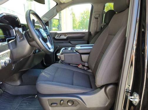 2024 GMC Sierra 2500 SLE