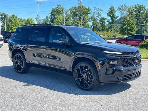 Mosaic Black Metallic 2026 Chevrolet Traverse RS