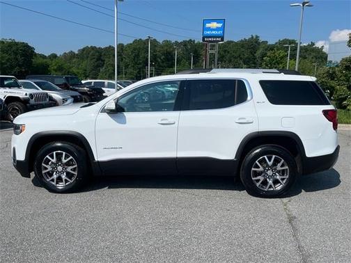 2023 GMC Acadia SLT