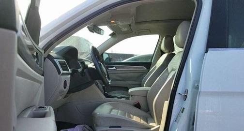 2018 Volkswagen Atlas 3.6L SEL Premium