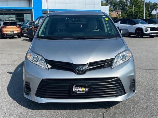 2020 Toyota Sienna L