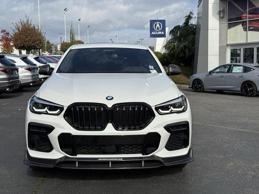 2023 BMW X6 xDrive40i