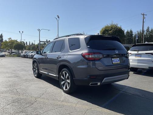 2023 Honda Pilot AWD Elite