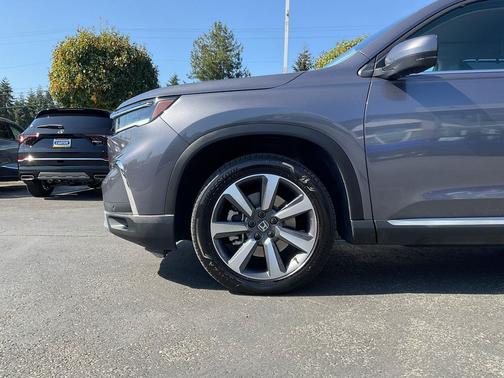 2023 Honda Pilot AWD Elite
