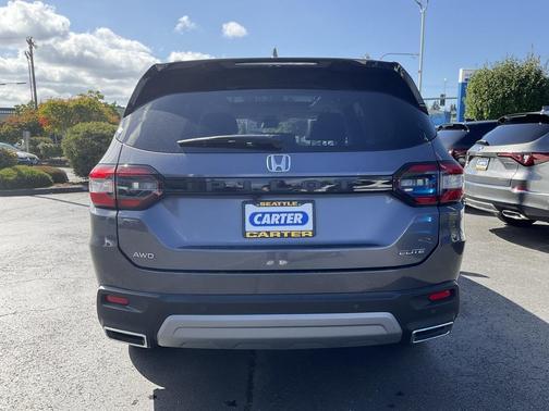2023 Honda Pilot AWD Elite