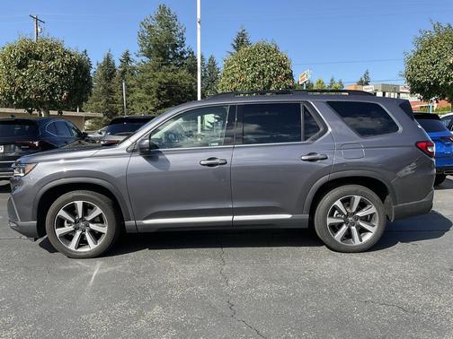 2023 Honda Pilot AWD Elite