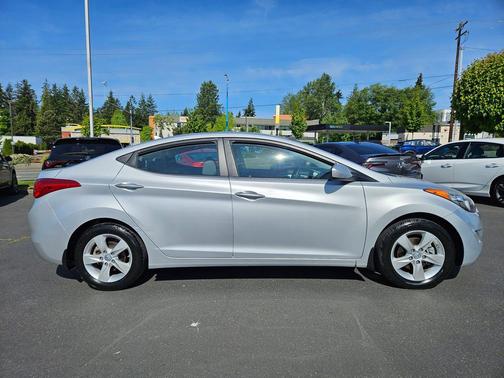 Shimmering Air Silver 2013 Hyundai ELANTRA GLS