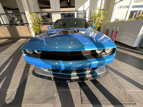 2016 Dodge Challenger R/T Scat Pack