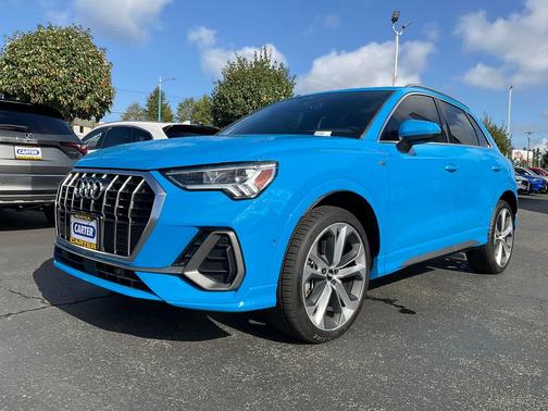 2020 Audi Q3 45 S line Prestige