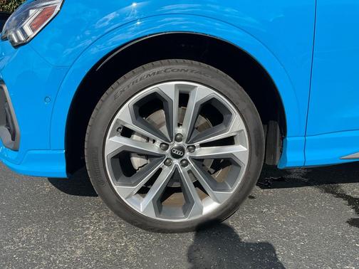 2020 Audi Q3 45 S line Prestige