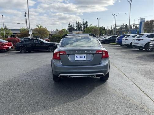 2017 Volvo S60 Cross Country T5