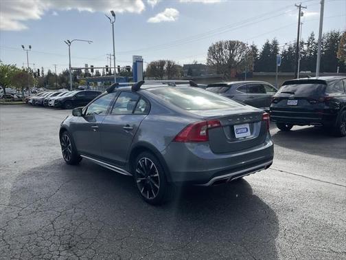 2017 Volvo S60 Cross Country T5