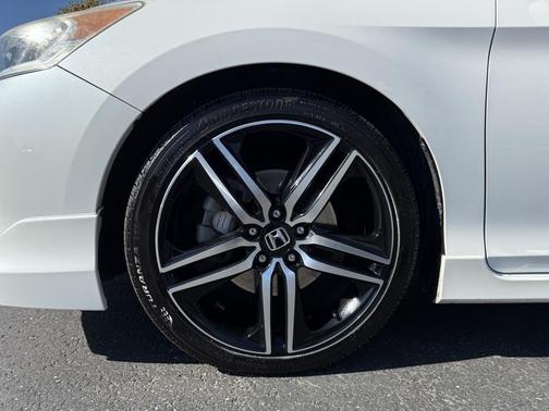 2017 Honda Accord Sport SE