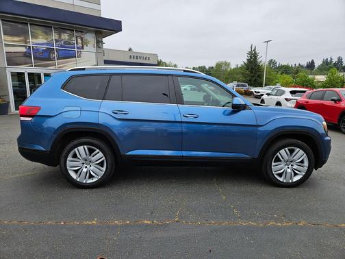 Pacific Blue Metallic 2019 Volkswagen Atlas 3.6L SE w/Technology