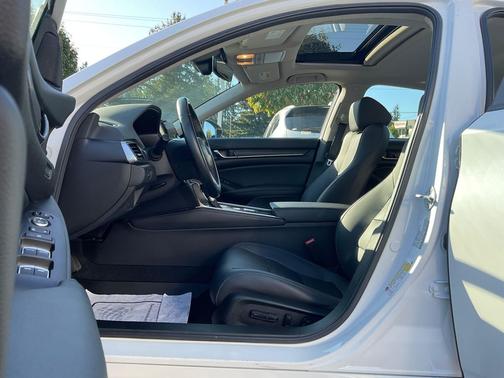 2021 Honda Accord EX-L 1.5T