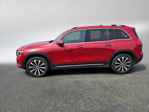 MANUFAKTUR Patagonia Red Metallic 2022 Mercedes-Benz GLB 250 4MATIC