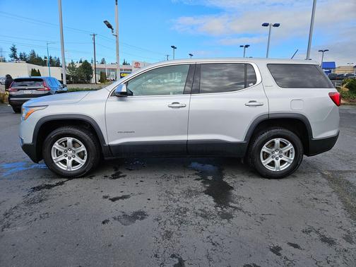 2017 GMC Acadia SLE-1