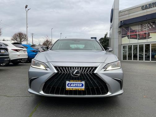 2024 Lexus ES 250 Base