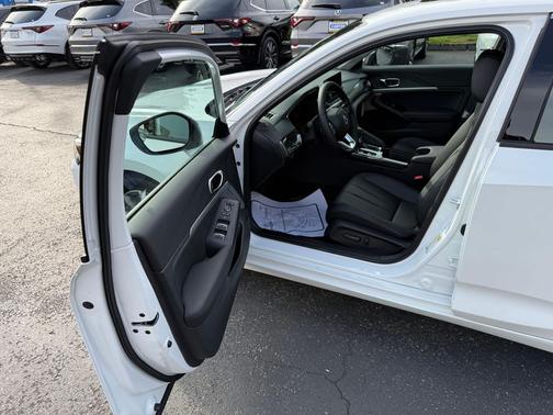 2025 Acura Integra Base