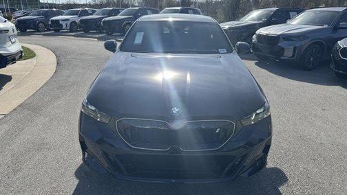 Carbon Black Metallic 2026 BMW i5 xDrive40