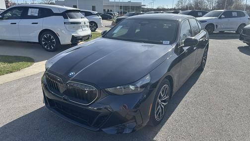 Carbon Black Metallic 2026 BMW i5 xDrive40