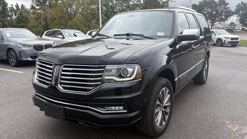 2017 Lincoln Navigator Select