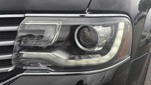 2017 Lincoln Navigator Select