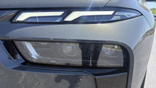 Dravit Grey Metallic 2026 BMW X7 xDrive40i