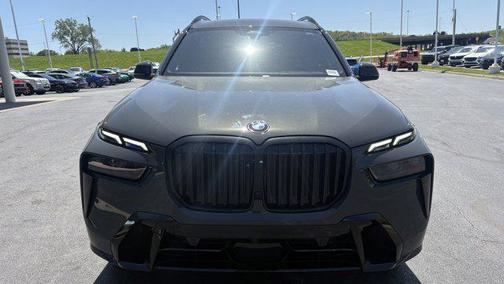 Dravit Grey Metallic 2026 BMW X7 xDrive40i