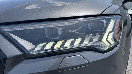 2021 Audi Q7 55 Prestige
