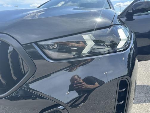 Black Sapphire Metallic 2027 BMW X6 xDrive40i