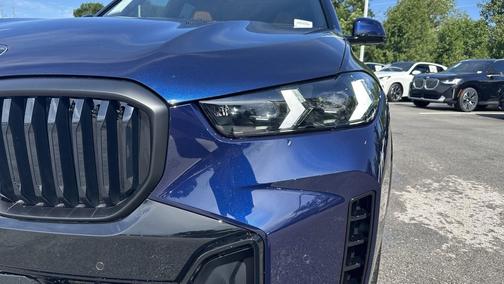 Tanzanite Blue II Metallic 2026 BMW X5 xDrive40i