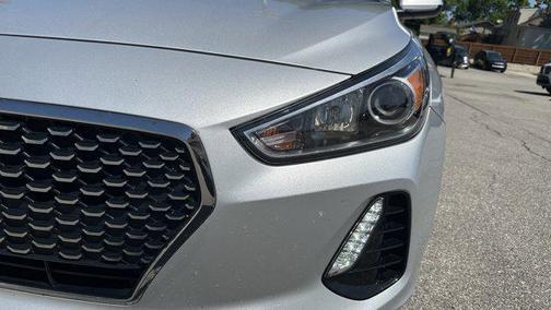 Symphony Air Silver 2018 Hyundai Elantra GT Base