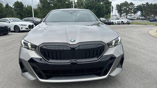 2026 BMW 530 i xDrive