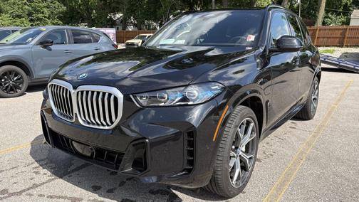 Black Sapphire Metallic 2025 BMW X5 PHEV xDrive50e