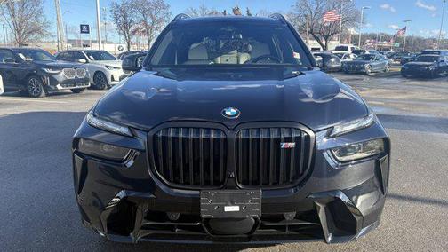 2024 BMW X7 M60i