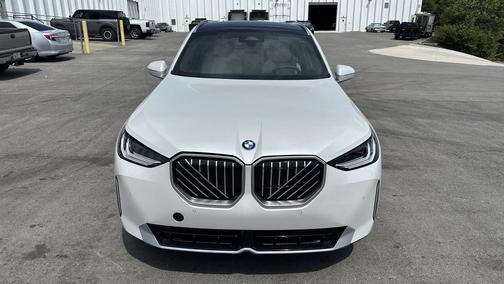Mineral White Metallic 2026 BMW X3 30 xDrive