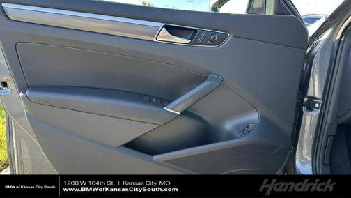 2017 Volkswagen Passat 1.8T R-Line w/Comfort