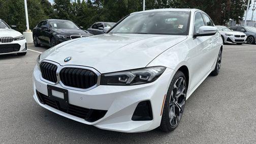 2025 BMW 330 i xDrive